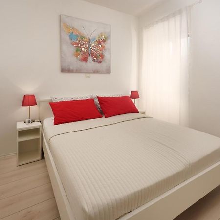 Apartments Antons 2 Pula Zewnętrze zdjęcie